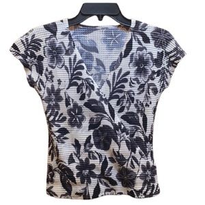 Kisca Top / S-M / Blk. & Off White